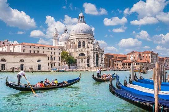Italy Tour Package – Milan, Venice, Florence, Rome & Naples 11 Nights / 12 Days