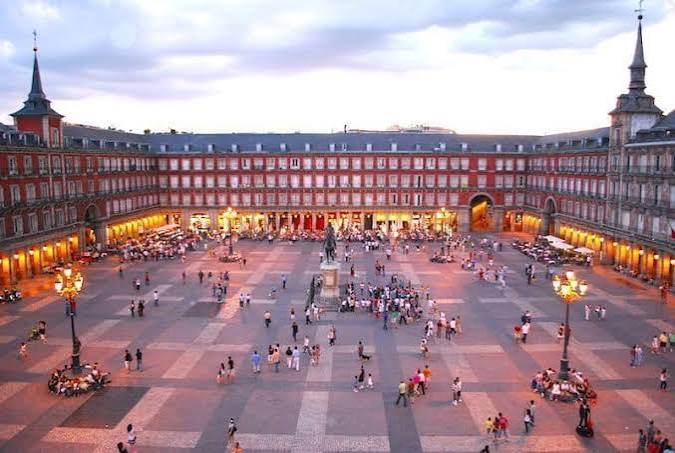 Spain Tour Package – Madrid, Granada, Seville & Barcelona 8 Nights / 9 Days